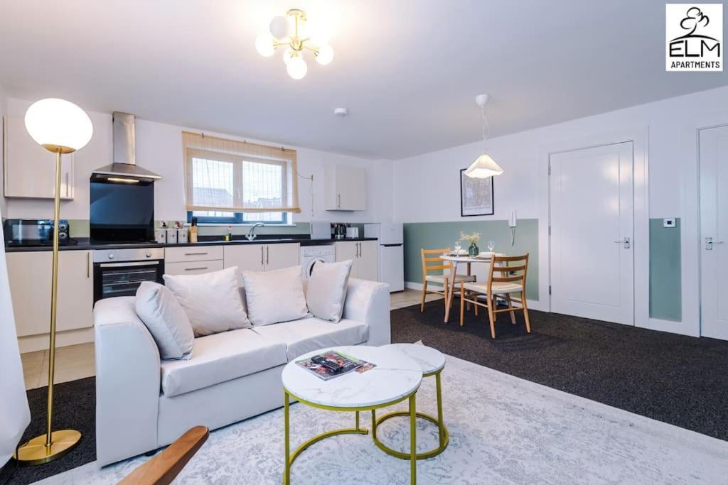Cozy 1 Bedroom Apartment, Prime Location , Free Parking Manchester Exteriér fotografie